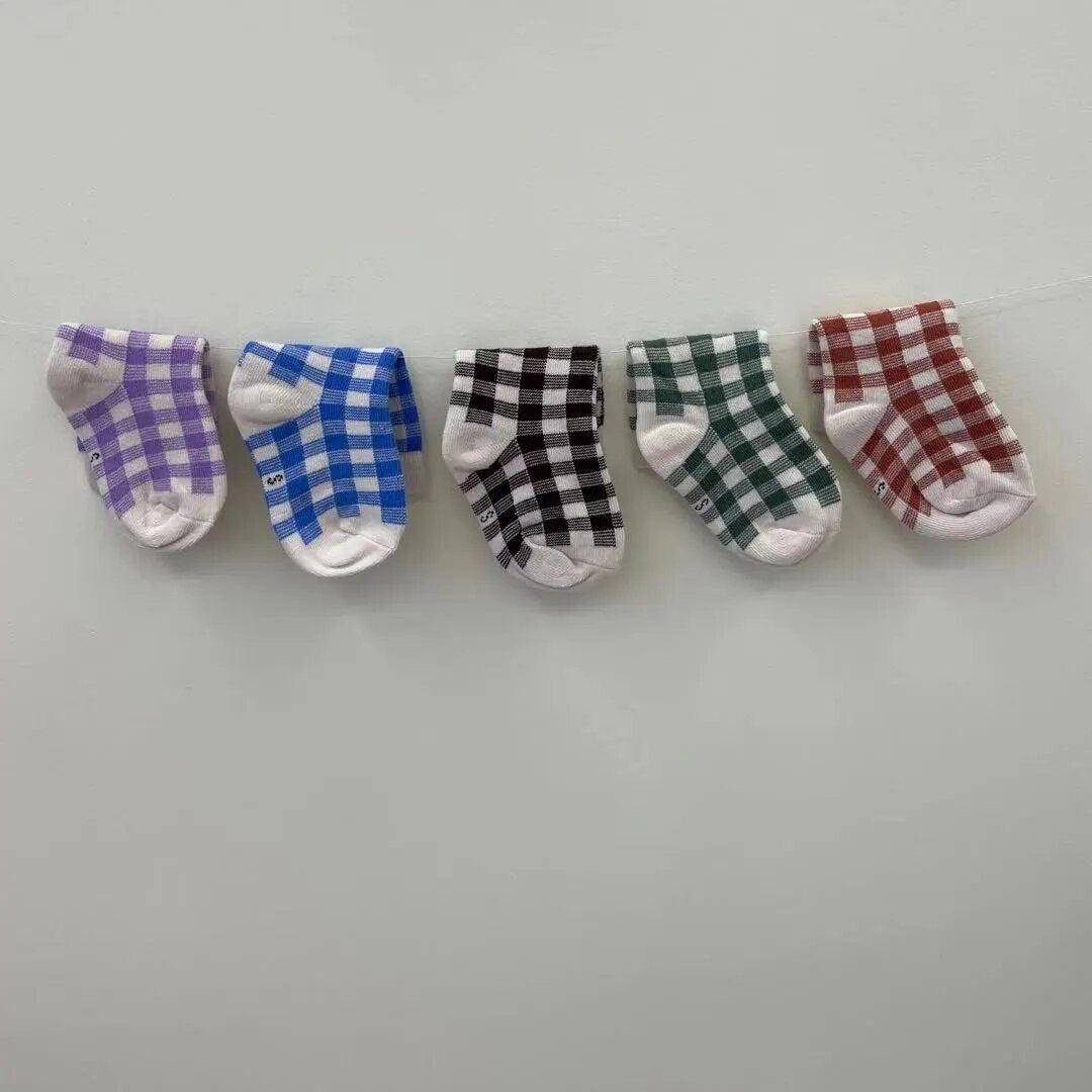 5 pairs of geometric socks